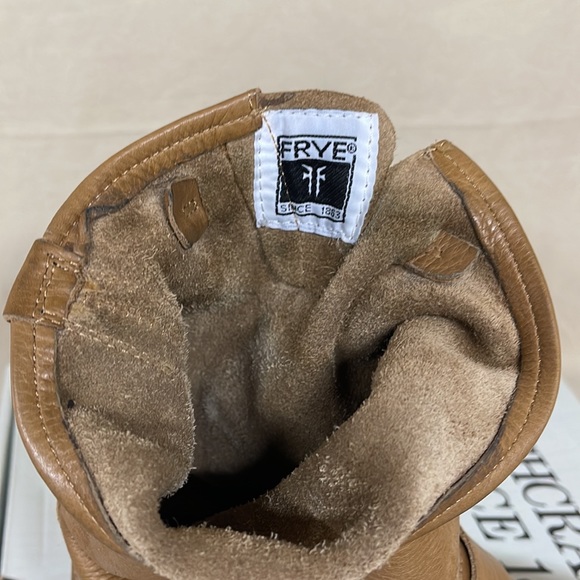 Frye Veronica Shortie in Camel - Picture 6 of 6